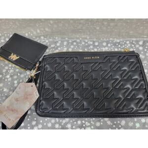 NWT Anne Klein Quilted Black Pouch/Wristlet With Matching Card Case